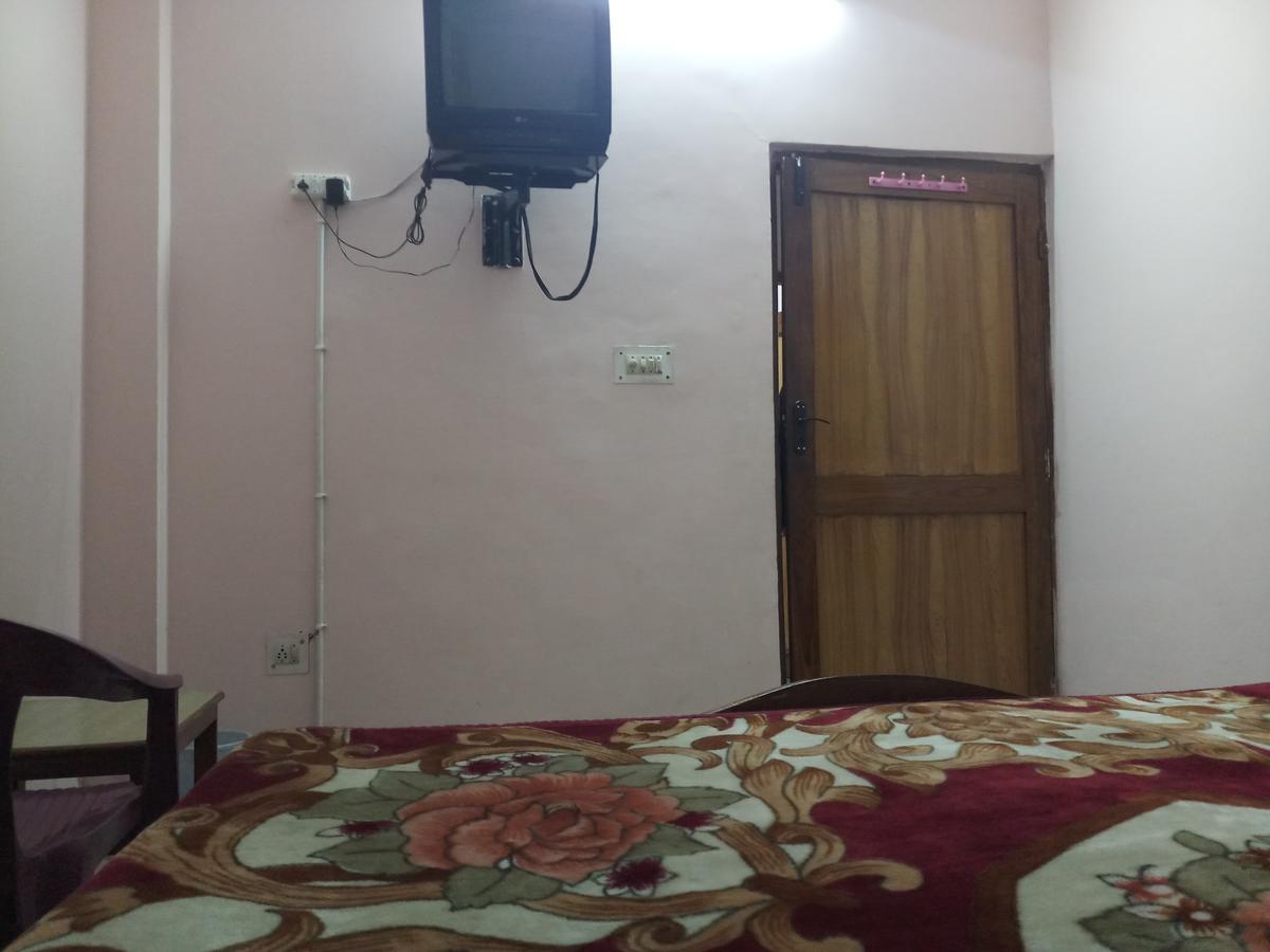 Hotel Satkar Haridwār Buitenkant foto